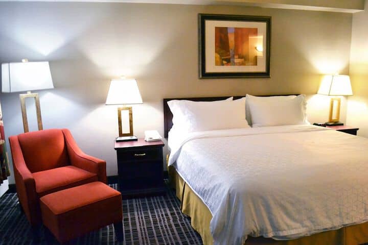 Room 17 of 52