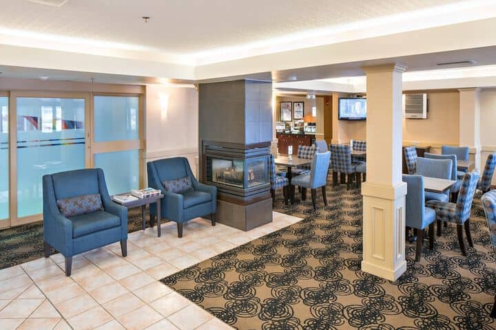 Hotel 51 of 52