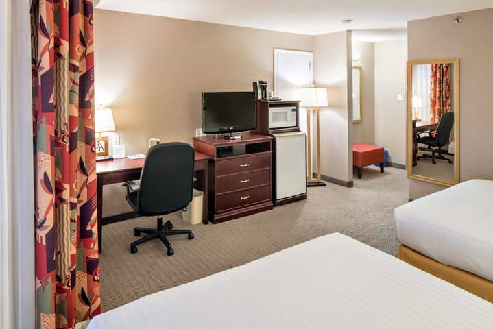 Room 8 of 52